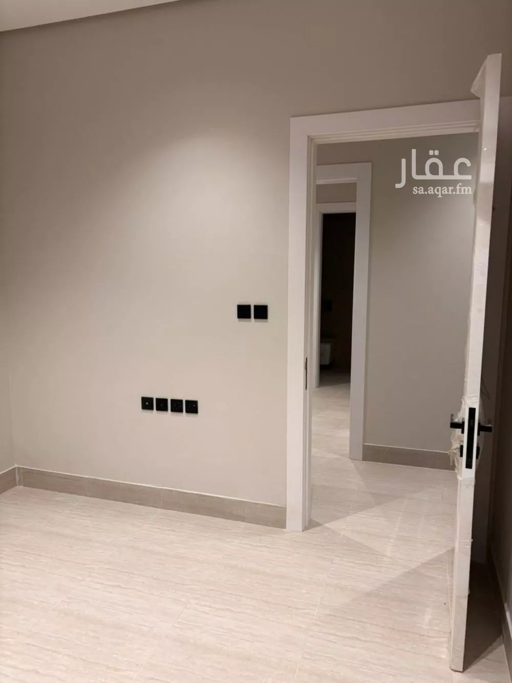 شقة 3 غرف في الرمال 8