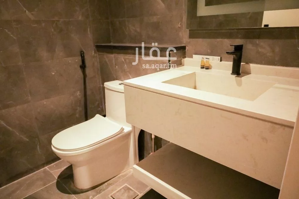 3 bedroom apartment in Hittin 6