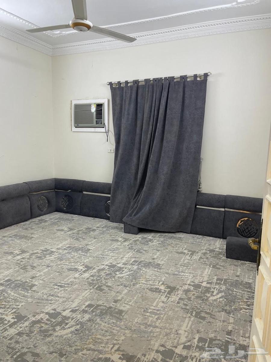 شقة 2 غرف في العزيزية 4