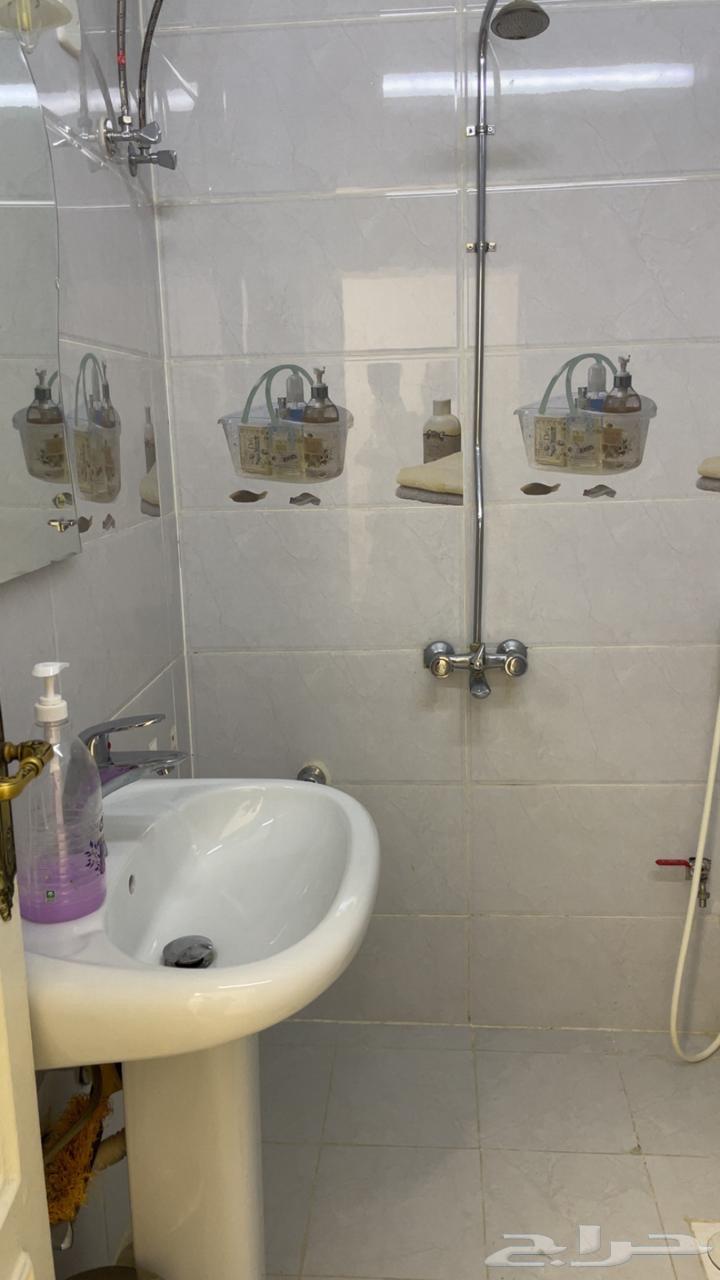 شقة 2 غرف في العزيزية 5