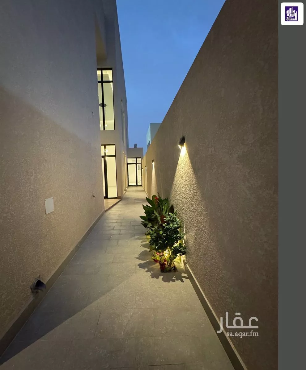 فيلا 5 غرف في النرجس 4