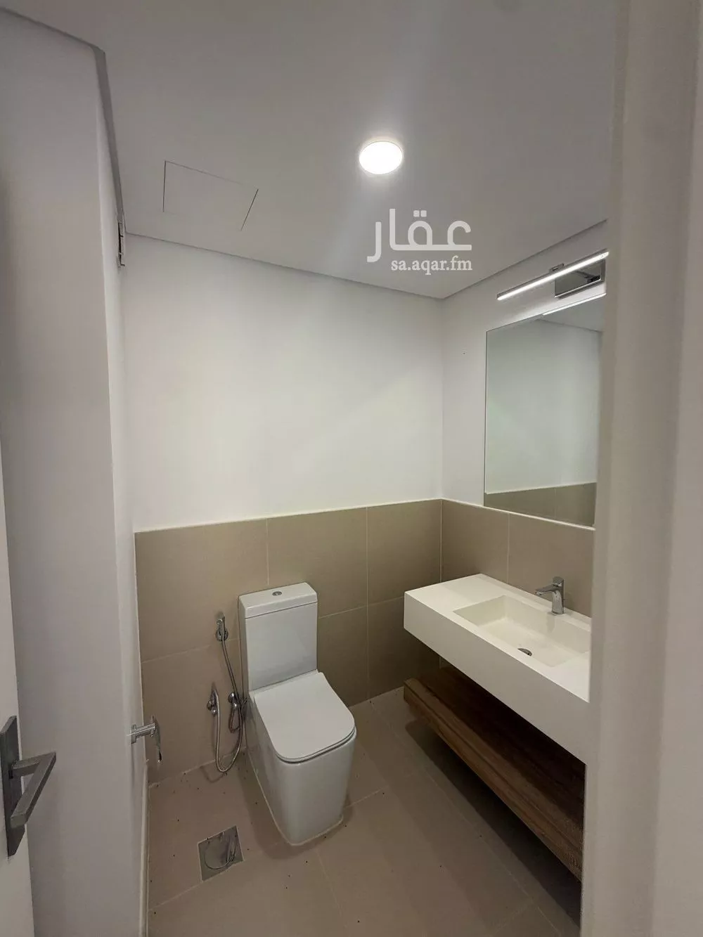 فيلا 4 غرف في المونسية 15