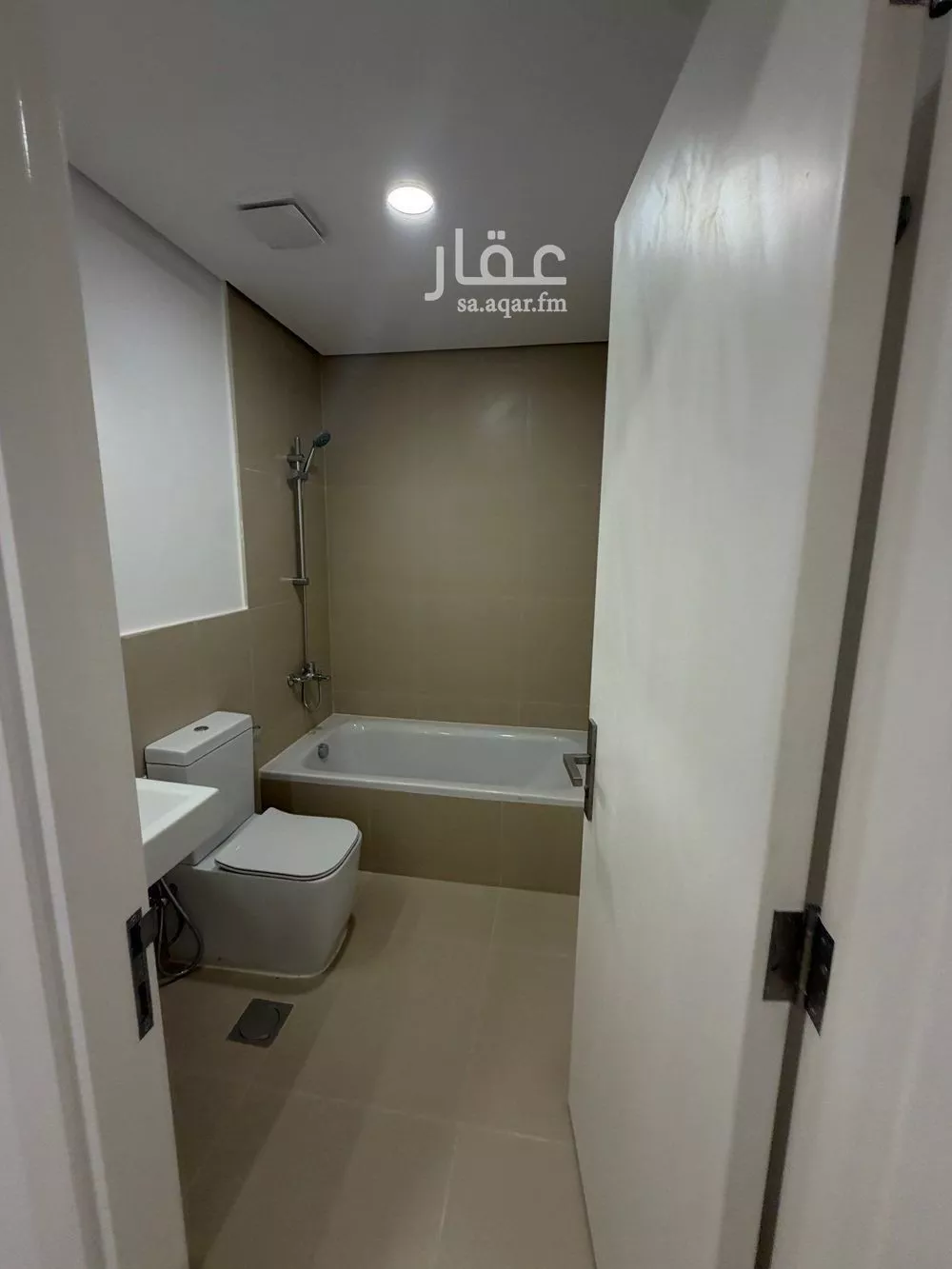 فيلا 4 غرف في المونسية 18