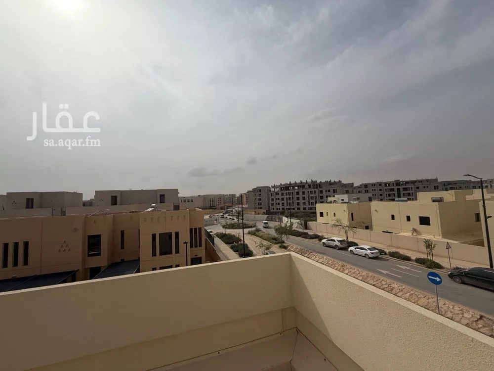 فيلا 4 غرف في المونسية 28