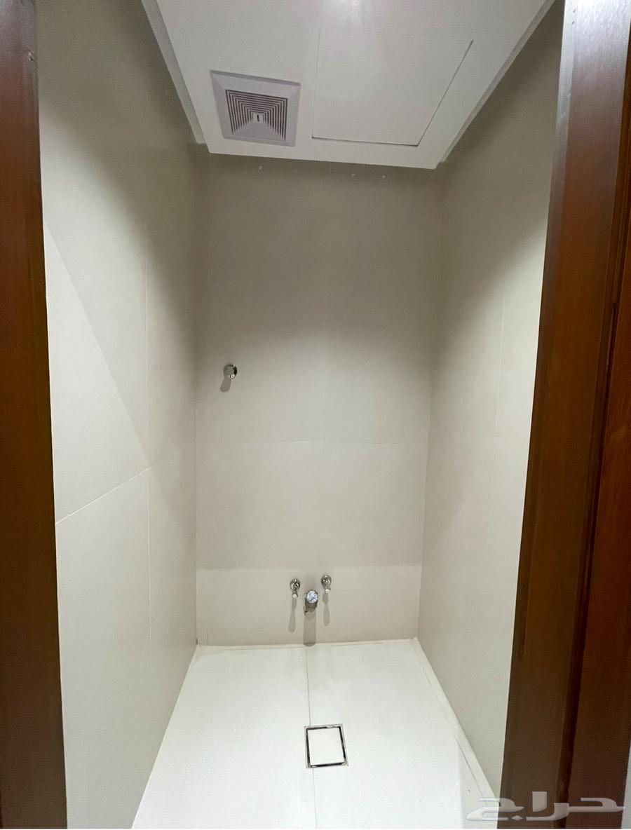 شقة 4 غرف في بطحاء قريش 12