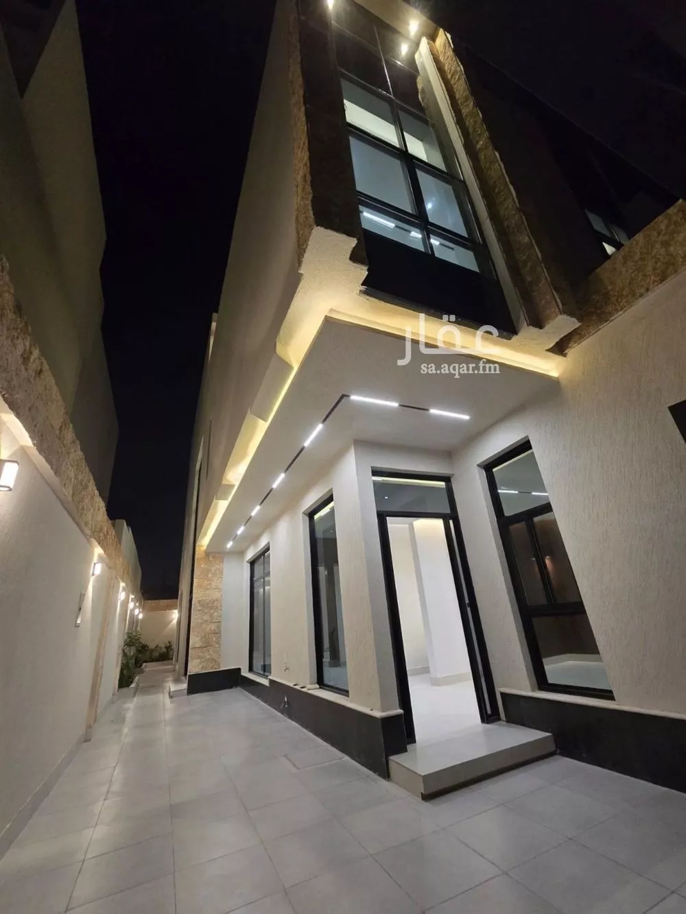 فيلا 5 غرف في النرجس 11