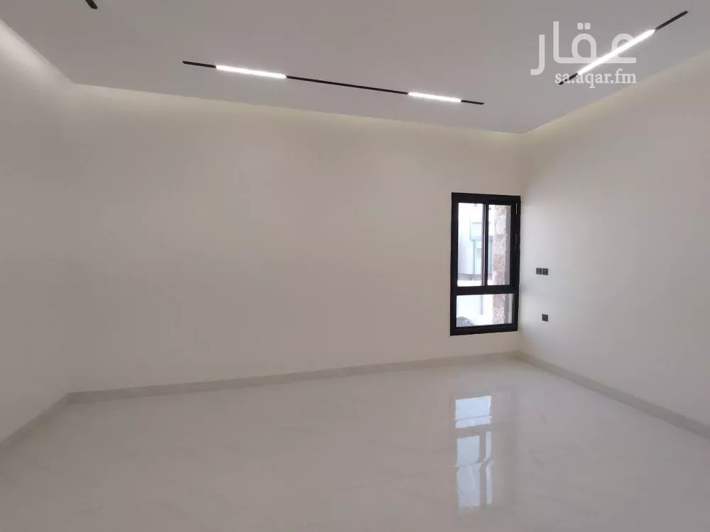 فيلا 5 غرف في القادسية 6