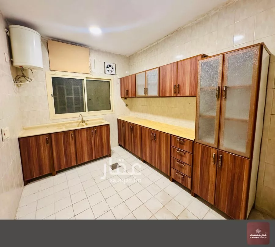 شقة 3 غرف في الثقبة 6