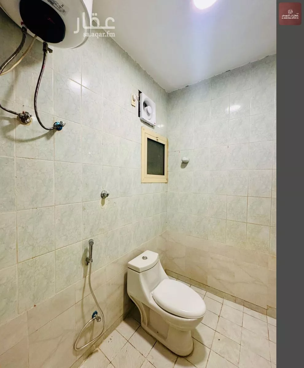 شقة 3 غرف في الثقبة 8