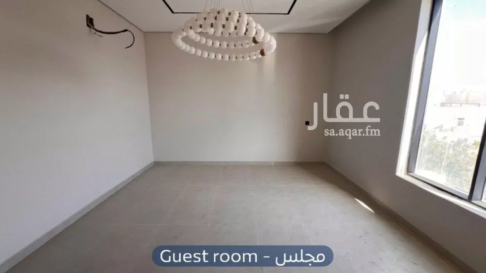 5 bedroom apartment in Al Khaleej 12