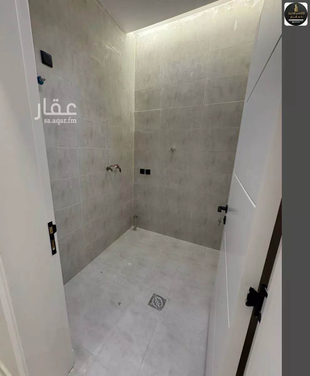 4 bedroom apartment in Jeddah 2