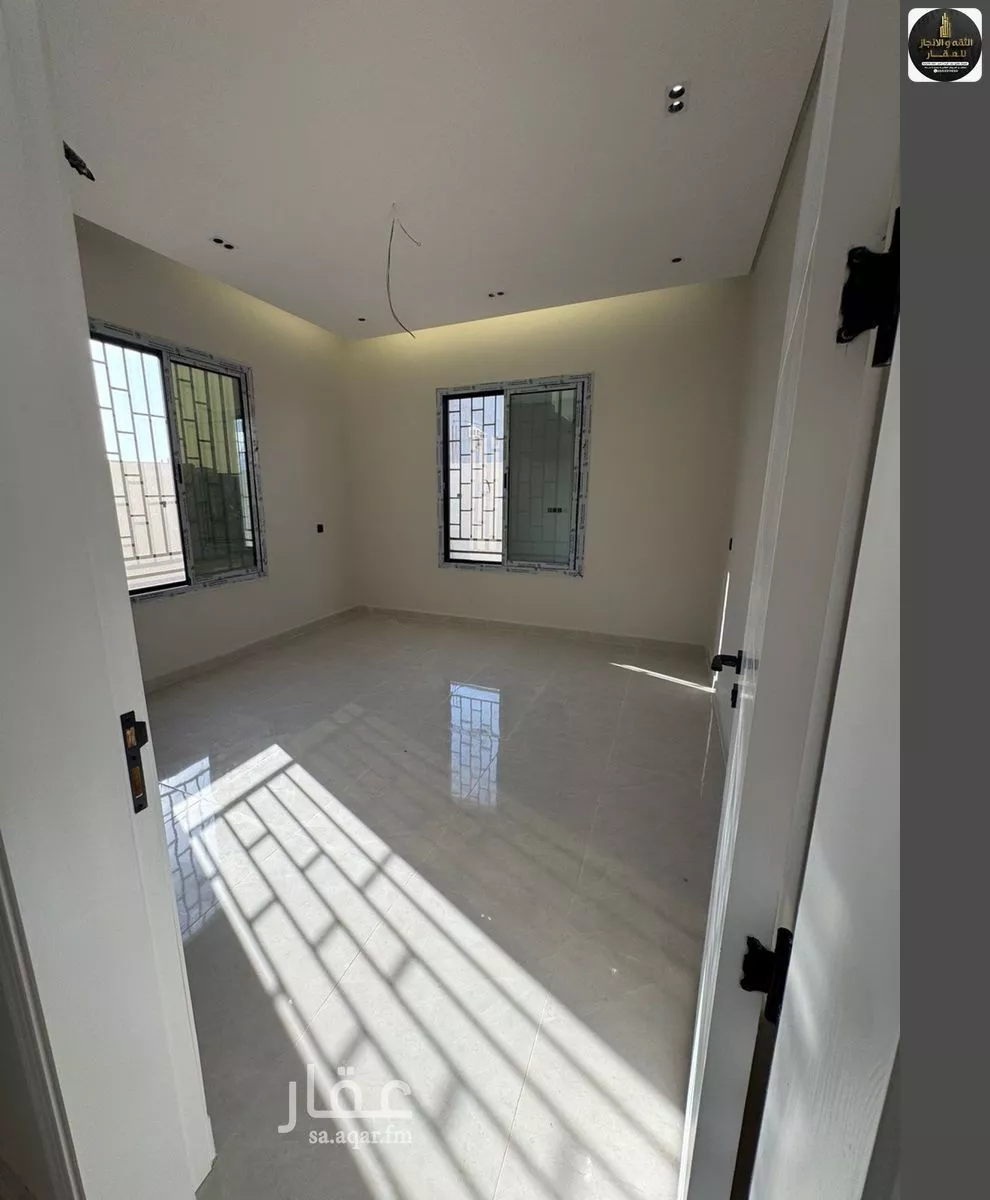 4 bedroom apartment in Jeddah 5