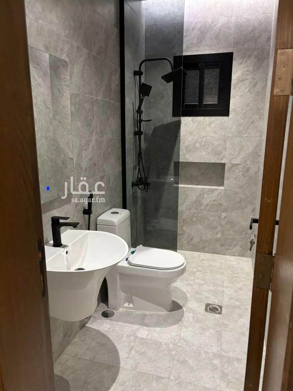 شقة 4 غرف في السلامة 5