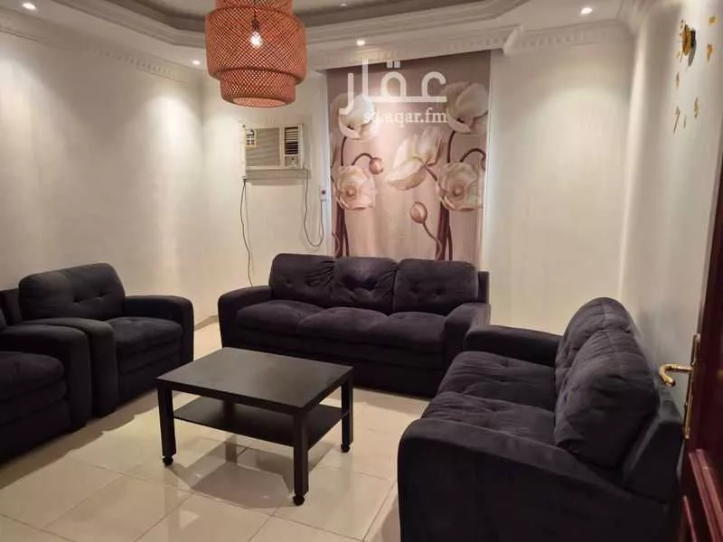 شقة 5 غرف في الصفا 11