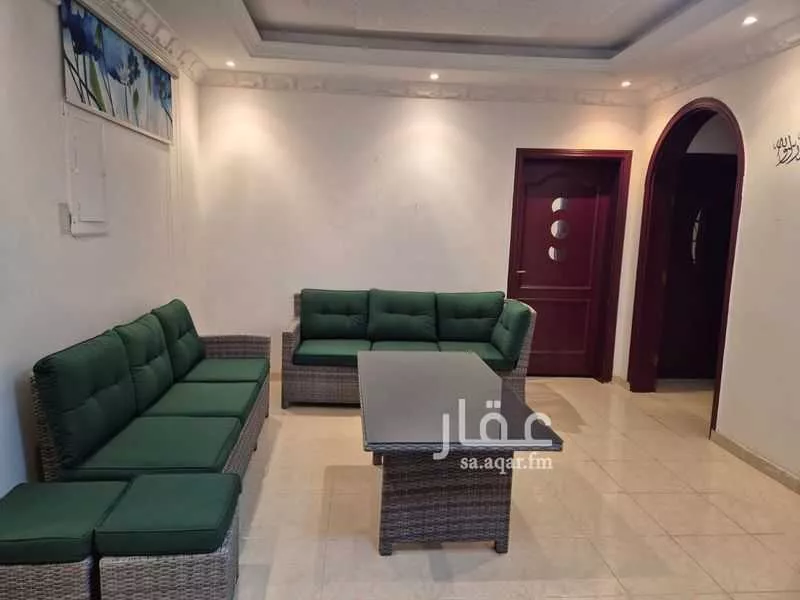 شقة 5 غرف في الصفا 7