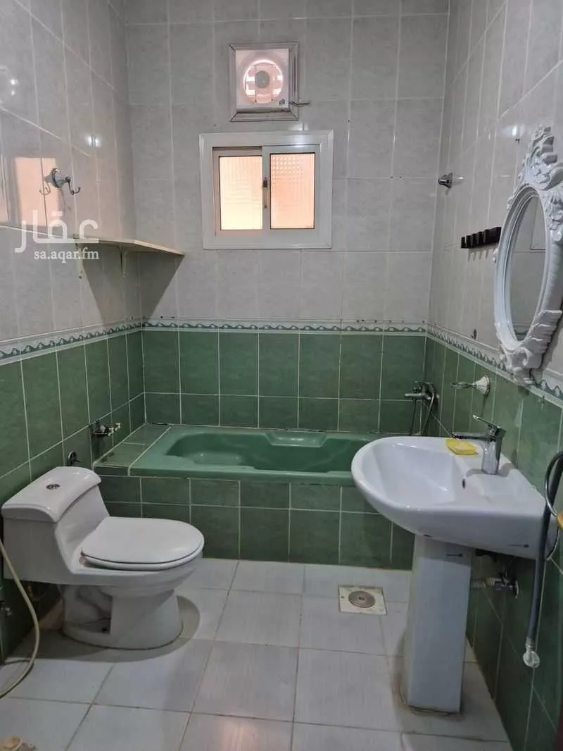 شقة 5 غرف في الصفا 9