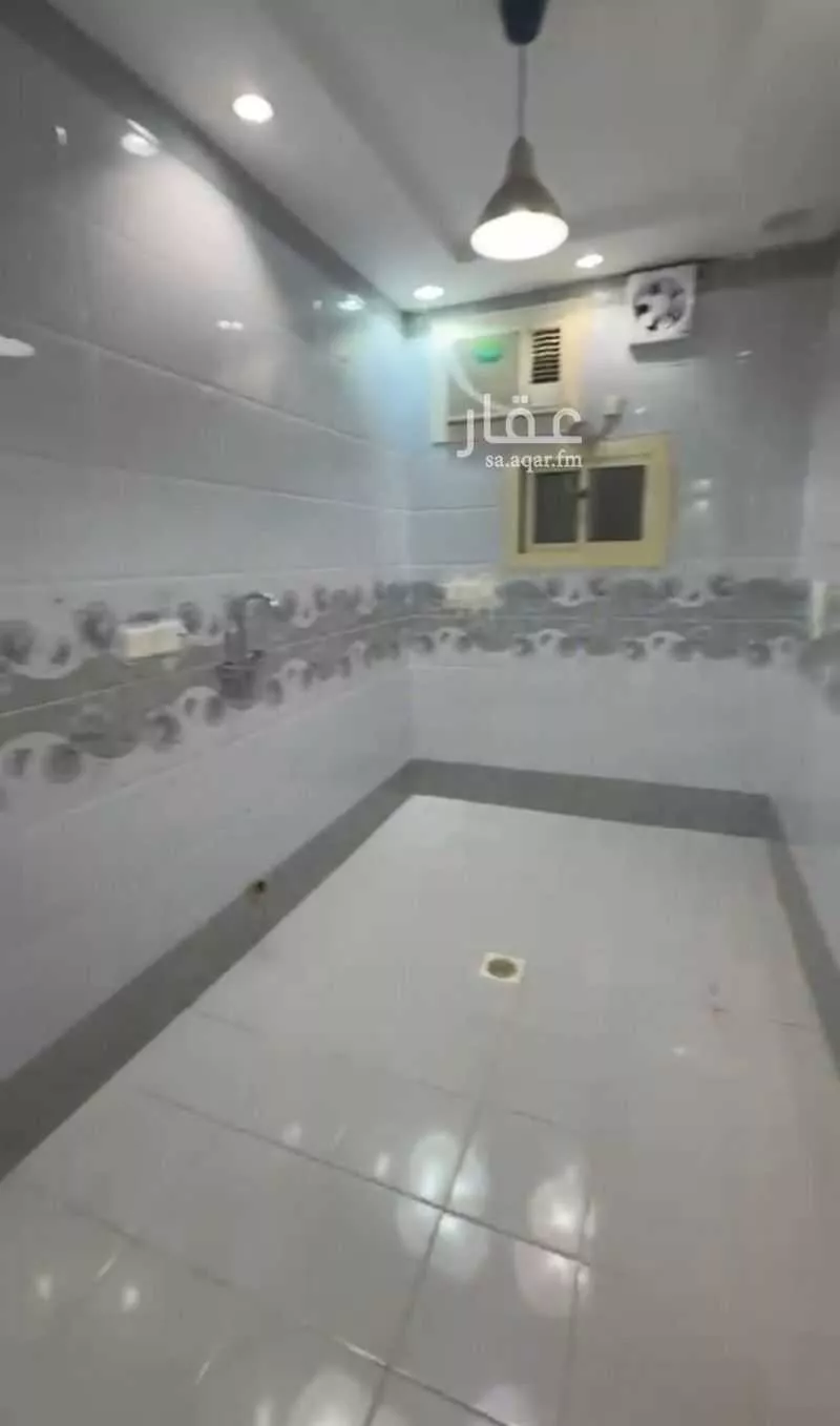 3 bedroom apartment in Muraykh 2