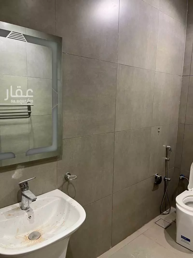 دور 4 غرف في الشراع 17