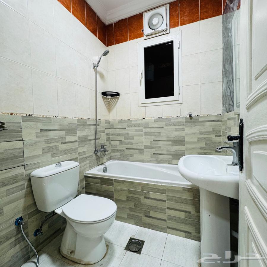 2 bedroom apartment in Al Naeem 7