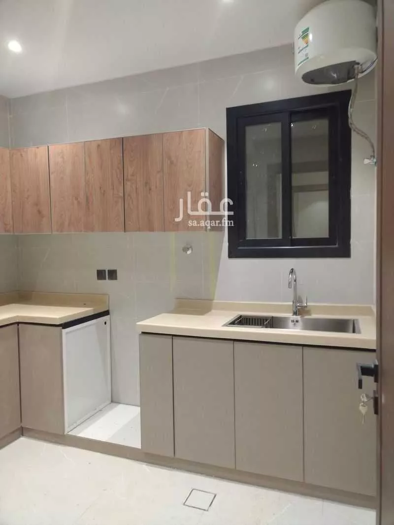 3 bedroom floor in Al Rimal 8