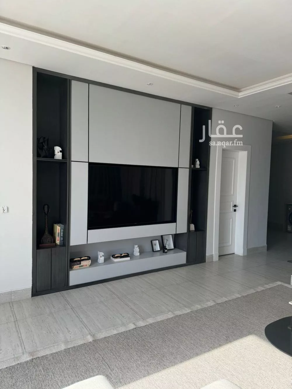 شقة 3 غرف في الملقا 3