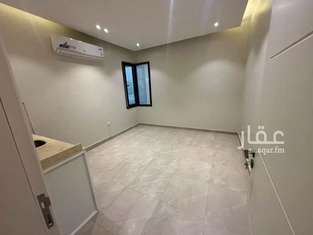 دور 1 غرف في العارض 2