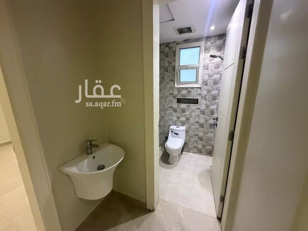 دور 1 غرف في العارض 5