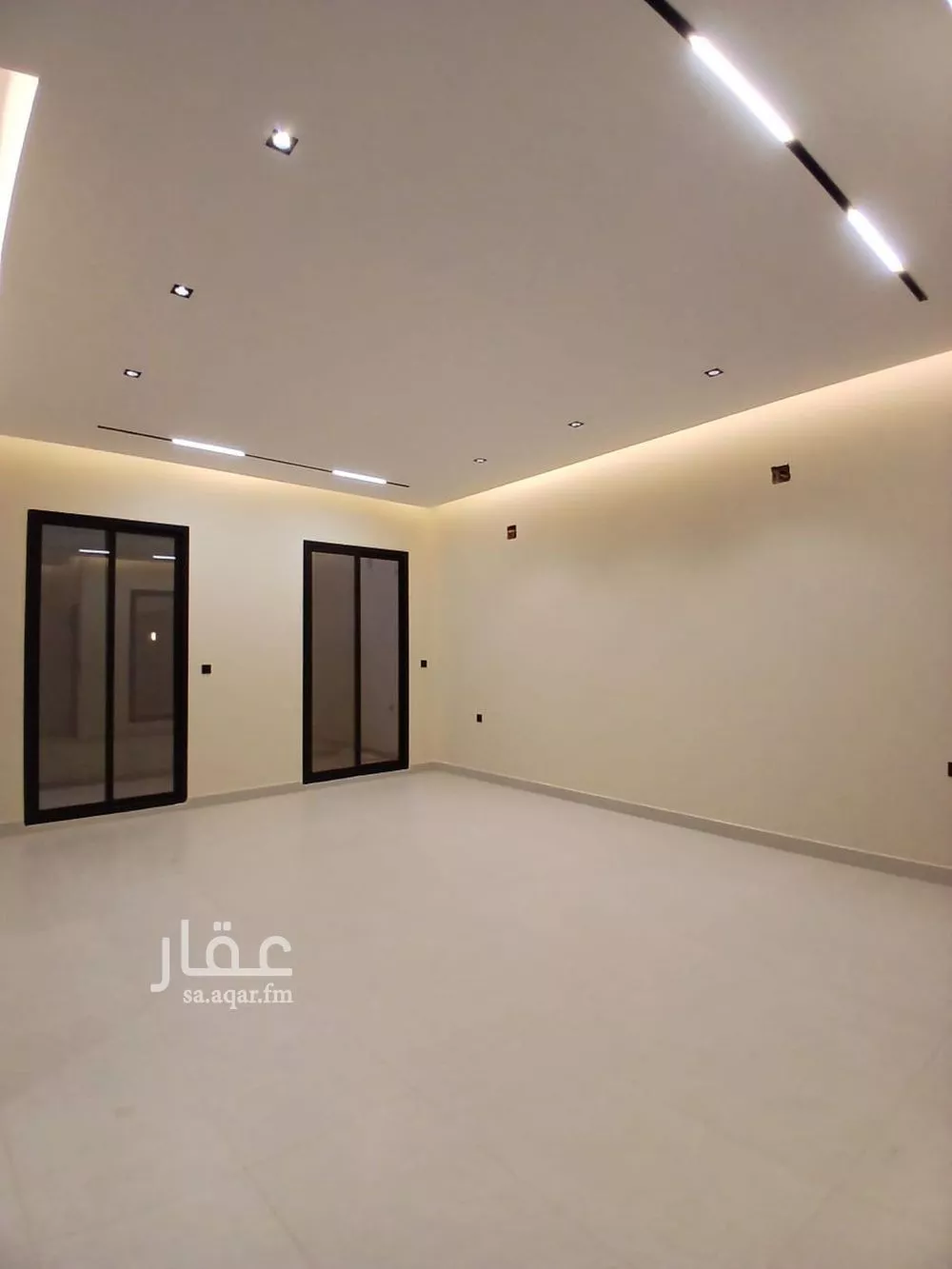 فيلا 5 غرف في الرمال 9