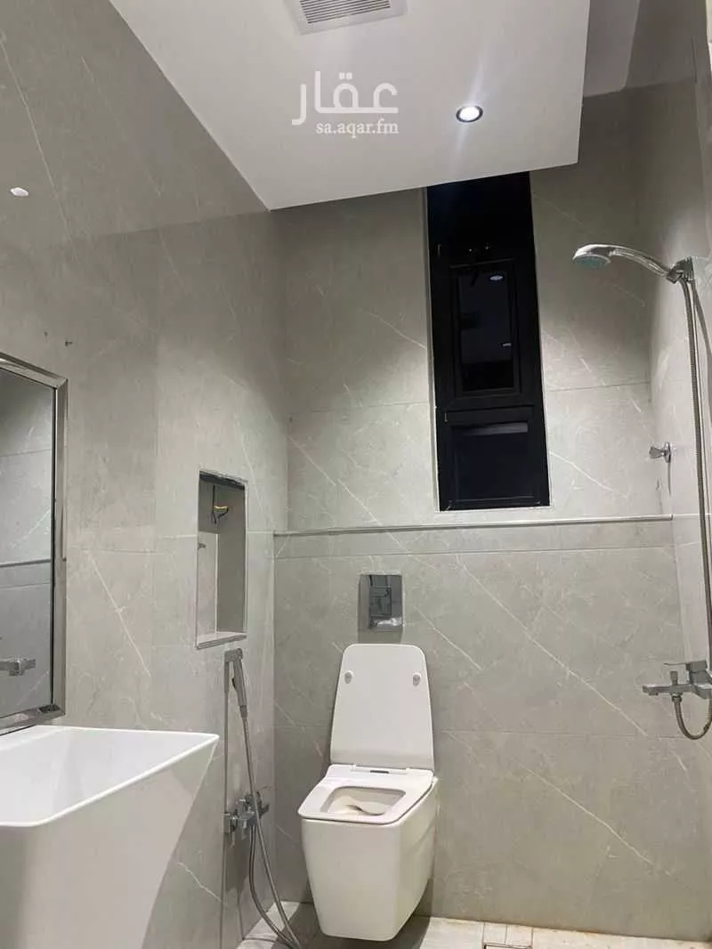 2 bedroom apartment in Al Mahdiyyah 4