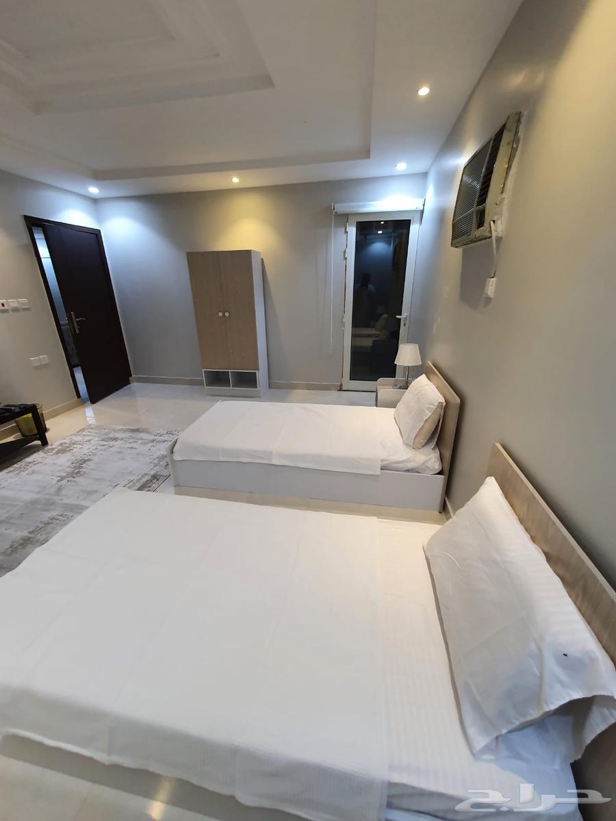 شقة 3 غرف في بطحاء قريش 7