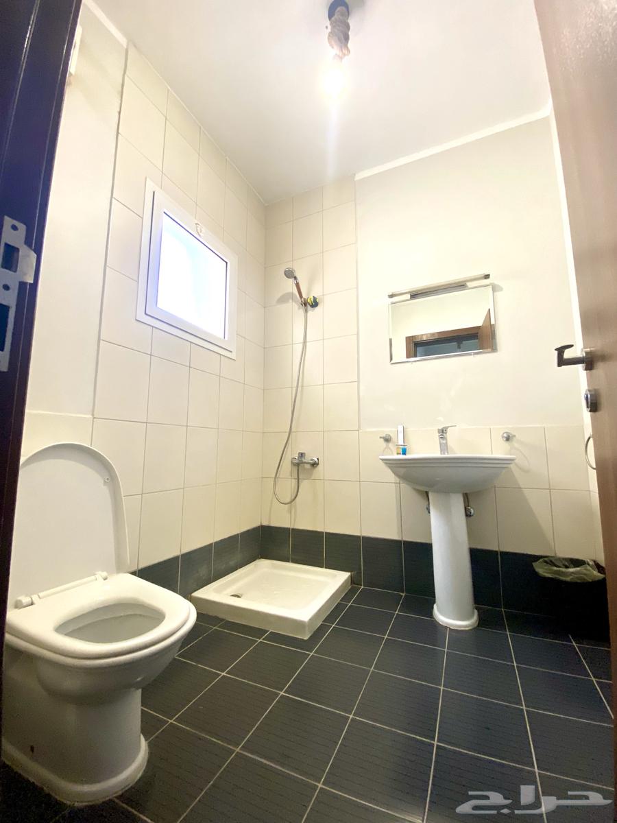 2 bedroom apartment in Al Harir 6