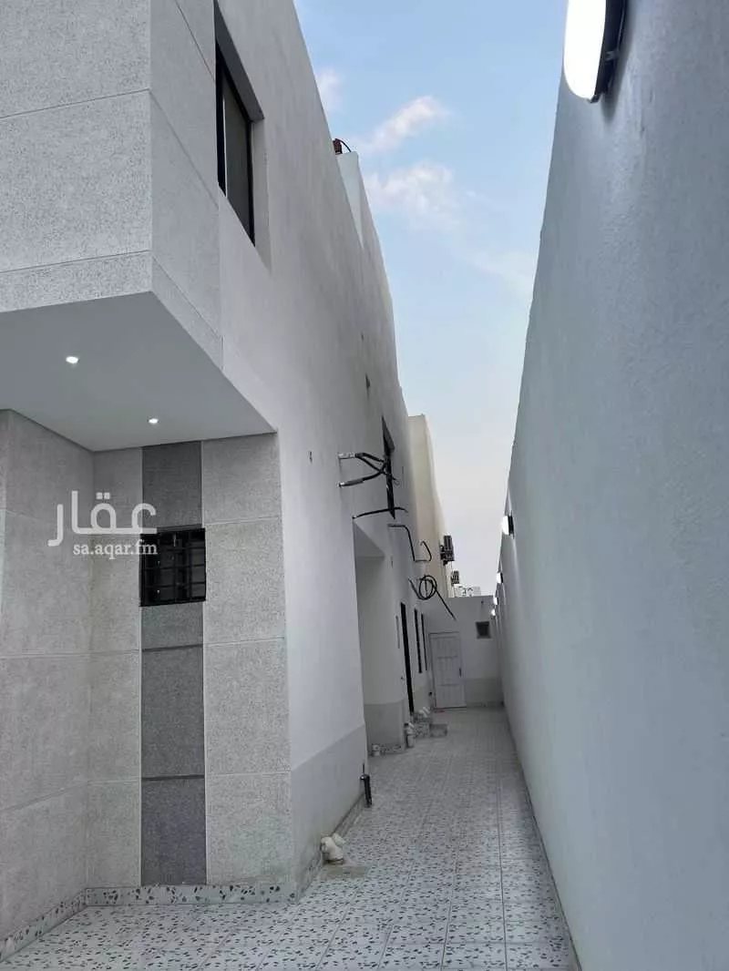 فيلا 7 غرف في الصالحية 2