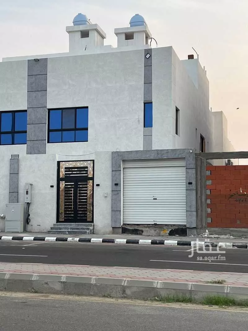 فيلا 7 غرف في الصالحية 4