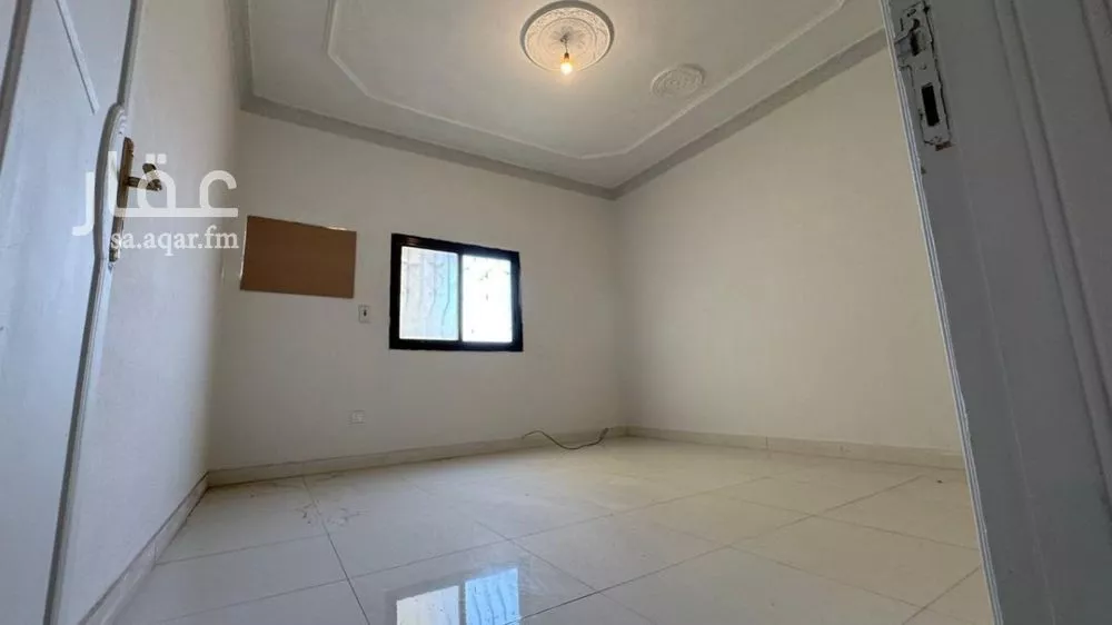 شقة 5 غرف في الرحاب 15