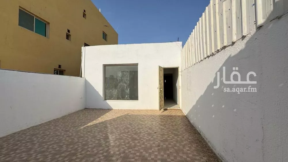 شقة 5 غرف في الرحاب 16