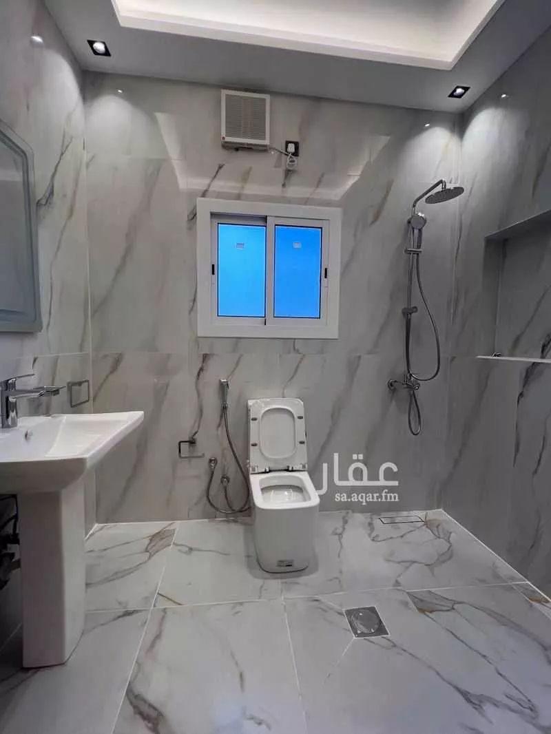 فيلا 12 غرف في الزمرد 11