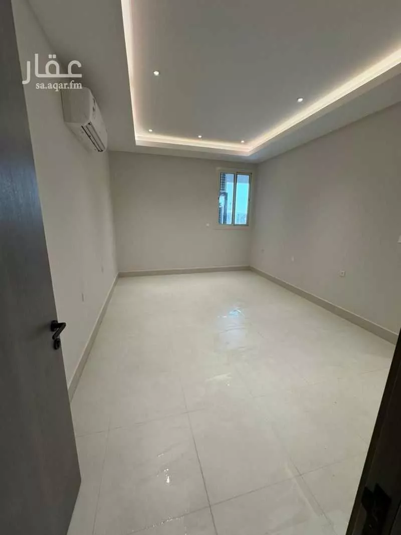 شقة 3 غرف في النخيل 4