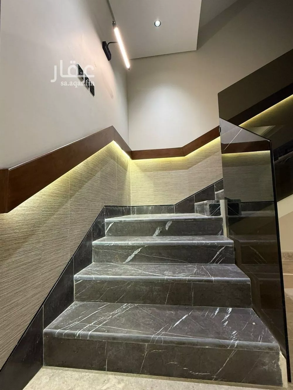 فيلا 7 غرف في المهدية 23