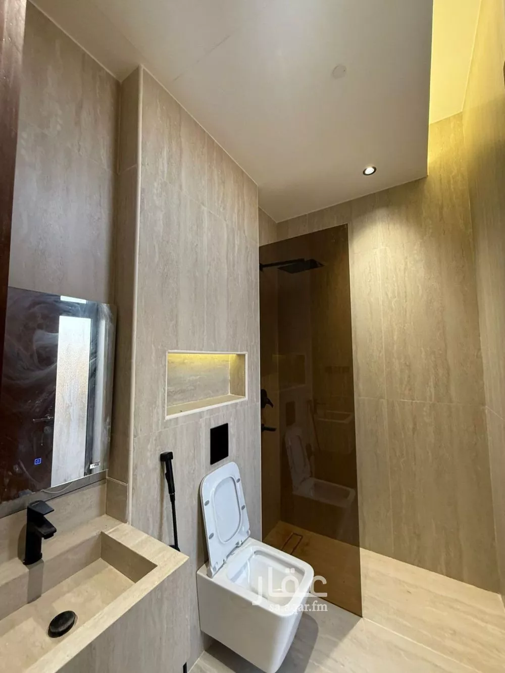 فيلا 7 غرف في المهدية 6