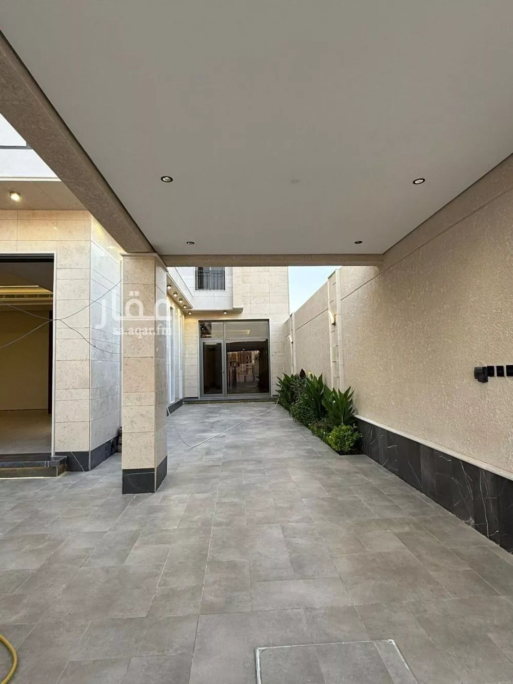 فيلا 7 غرف في المهدية 4