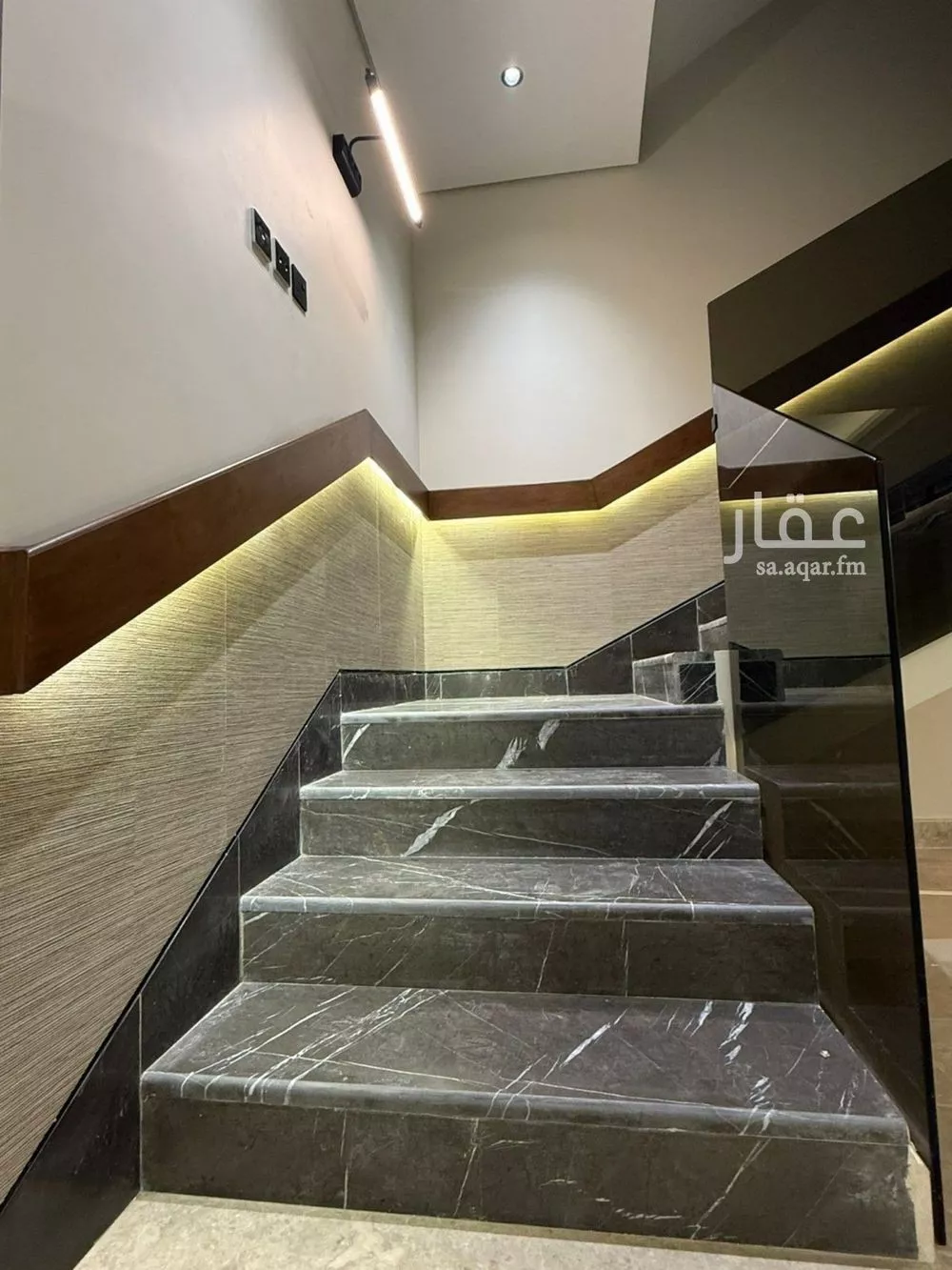 فيلا 7 غرف في المهدية 17