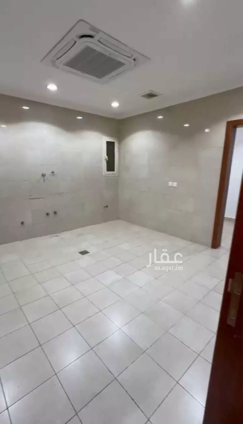 شقة 7 غرف في الخضراء 8