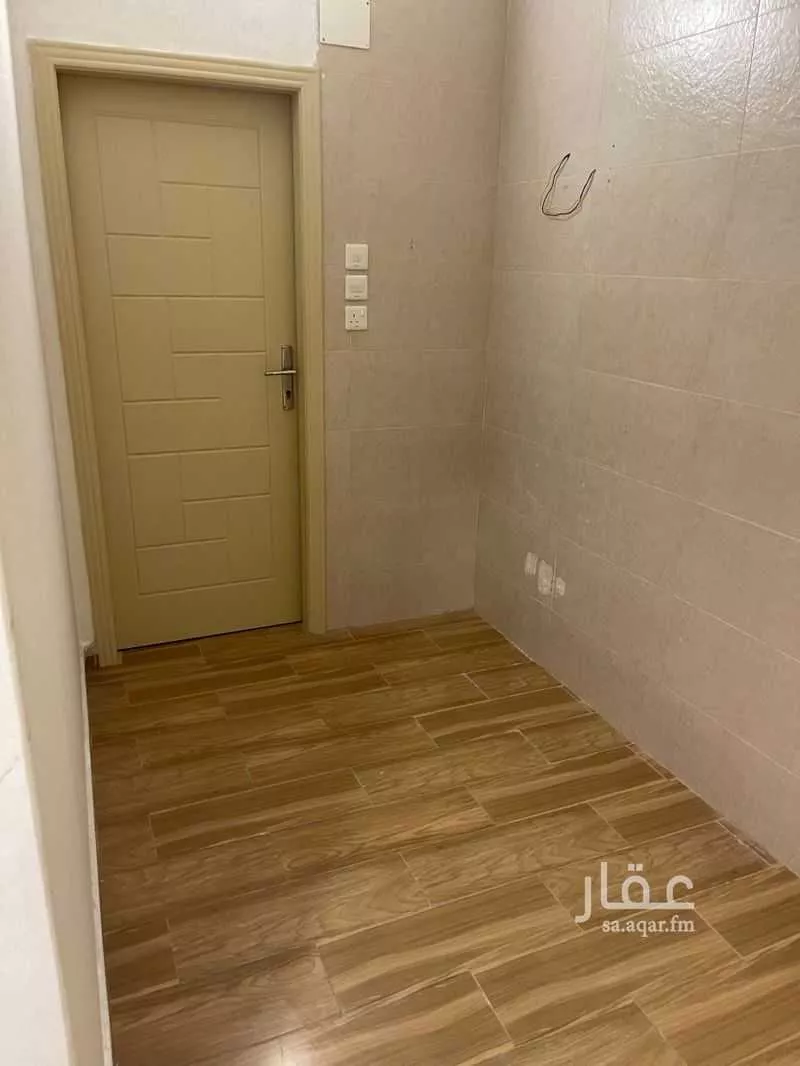 شقة 3 غرف في الملك فهد 6