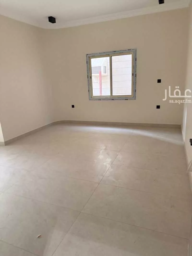 فيلا 6 غرف في النعيم 4