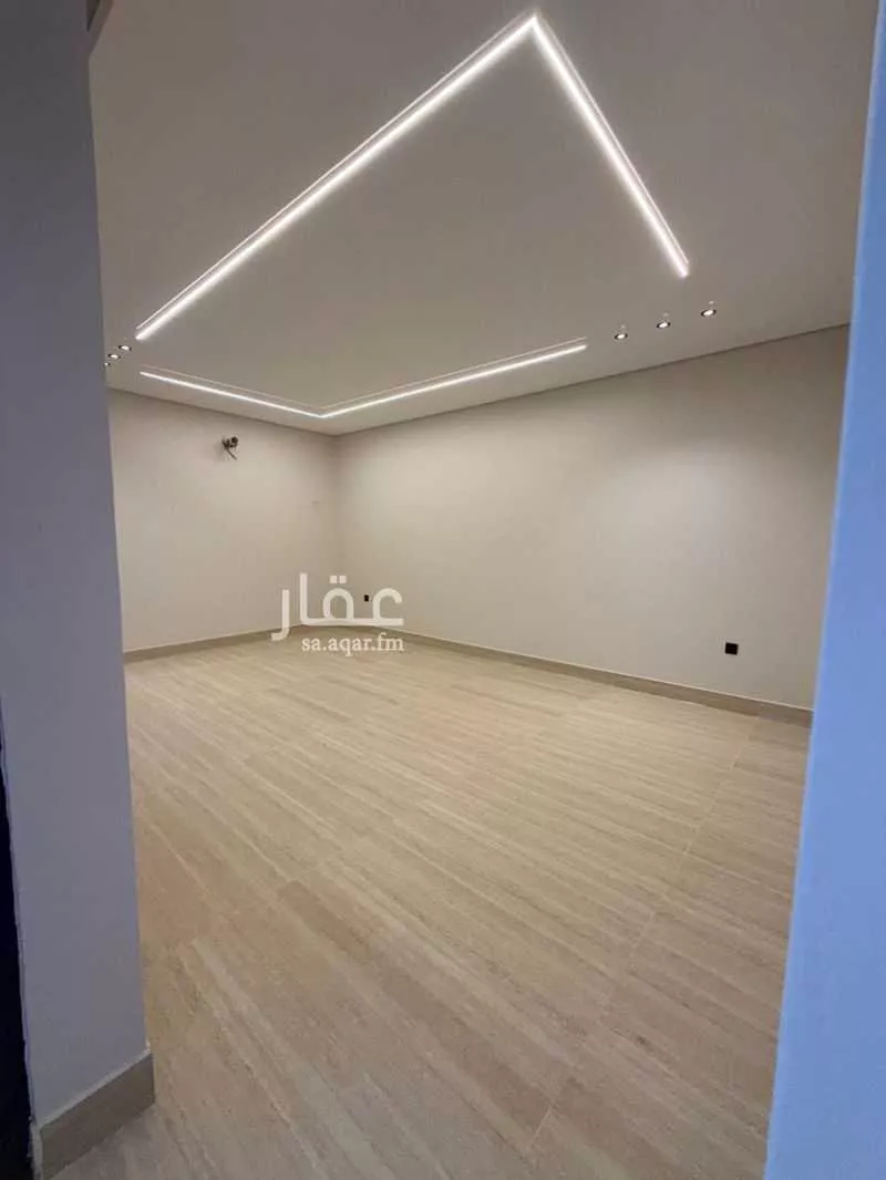 فيلا 7 غرف في ضاحية الملك فهد 15