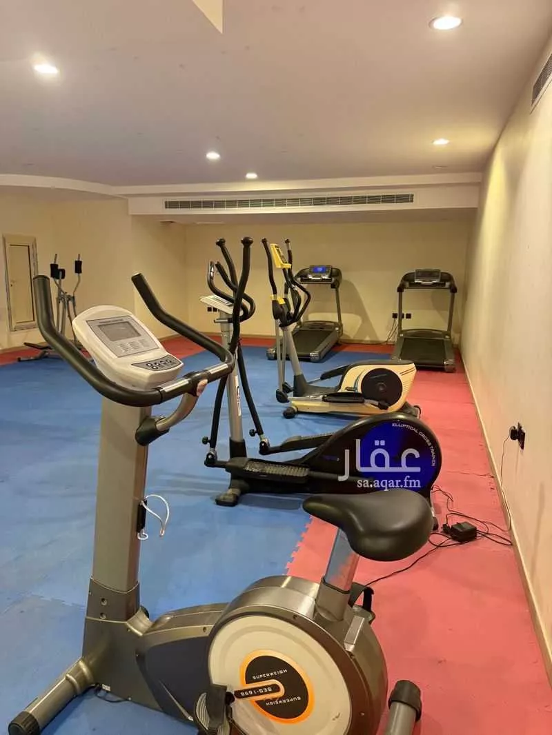 شقة 3 غرف في الحمرا 6