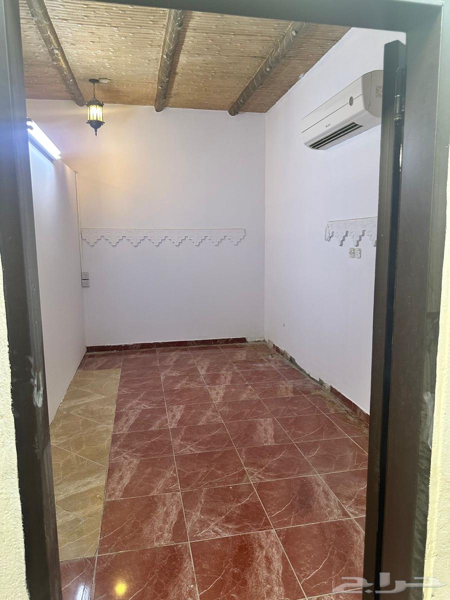 شقة 48 غرف في الرمال 8