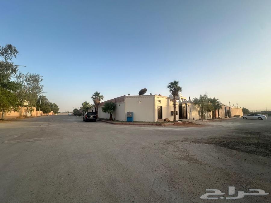 شقة 48 غرف في الرمال 9