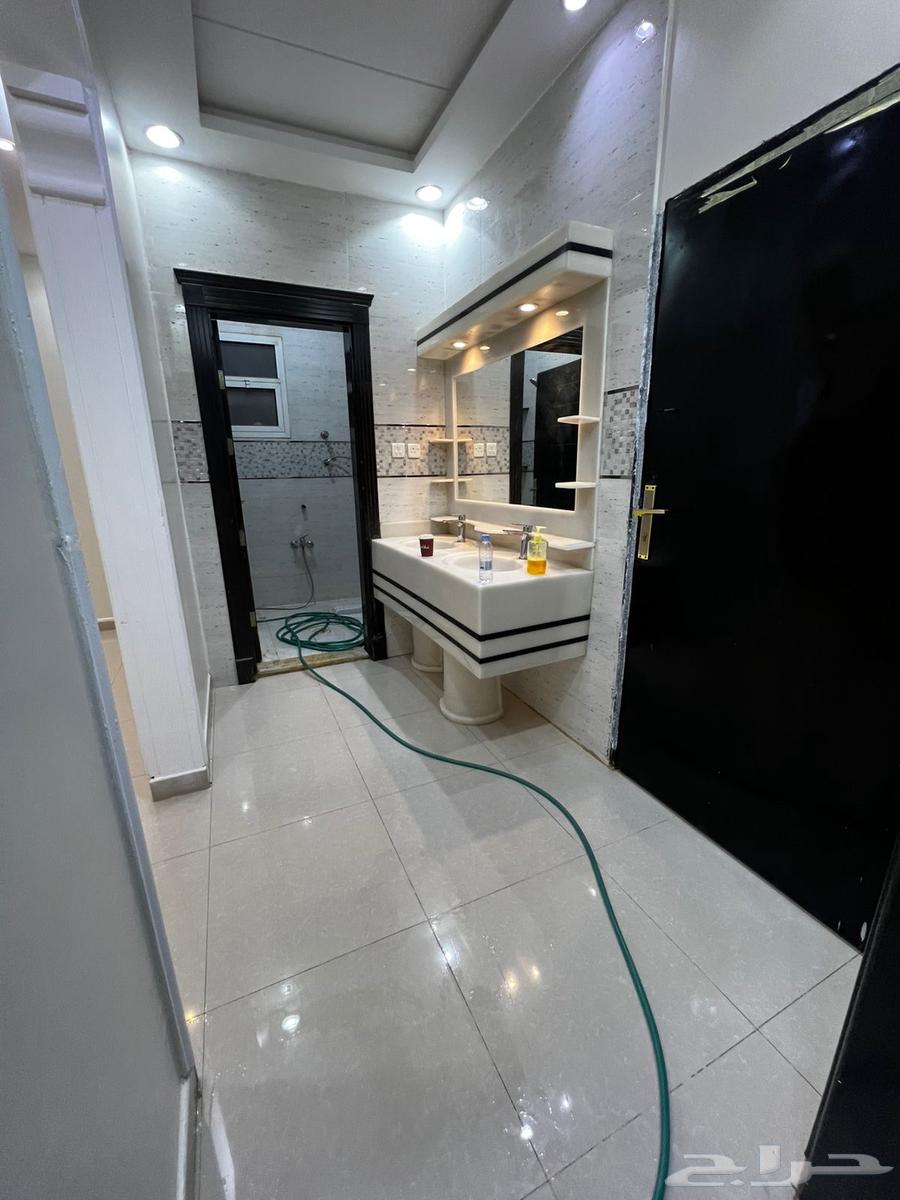 شقة 4 غرف في طويق 5