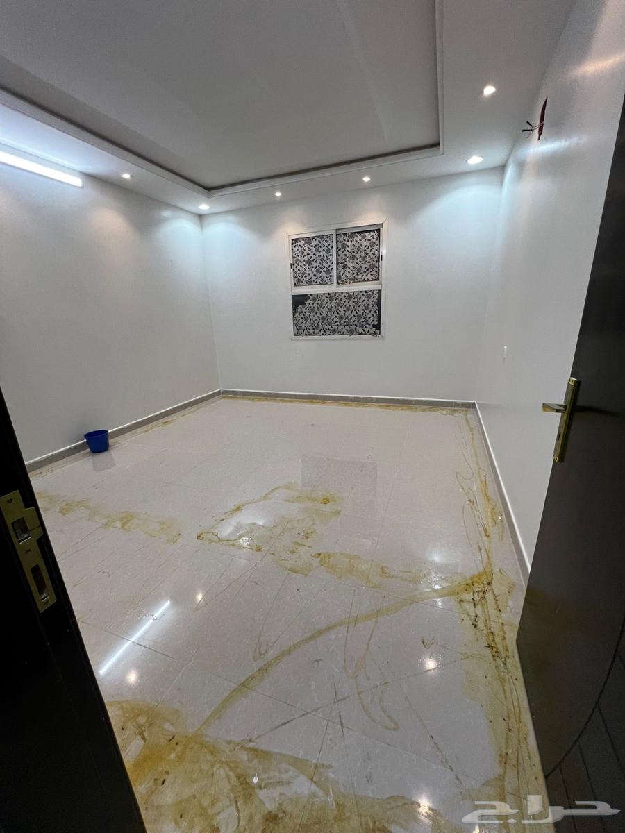 شقة 4 غرف في طويق 7